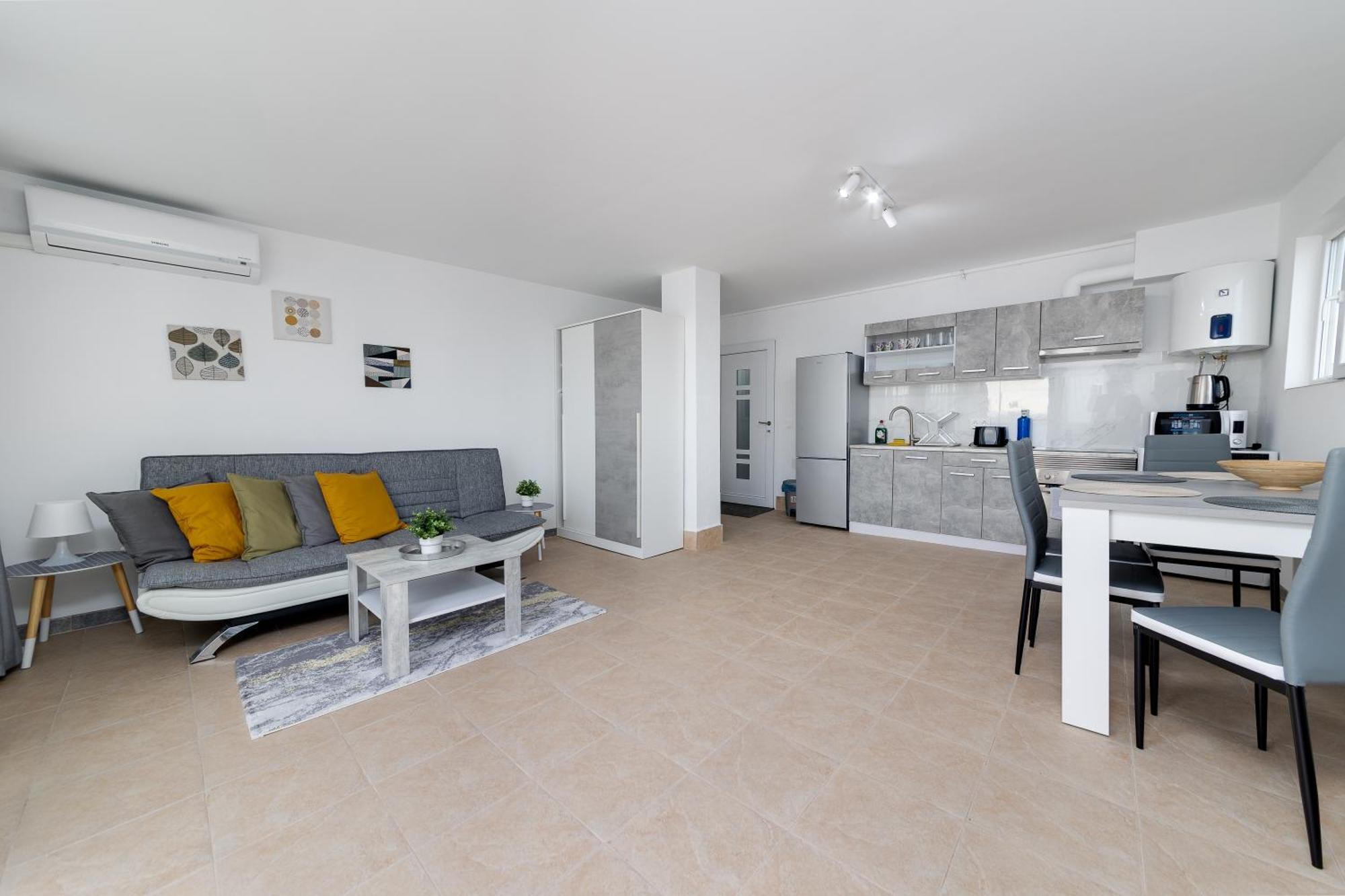 Cosy Apartment Near The Sea Torrevieja Exterior foto