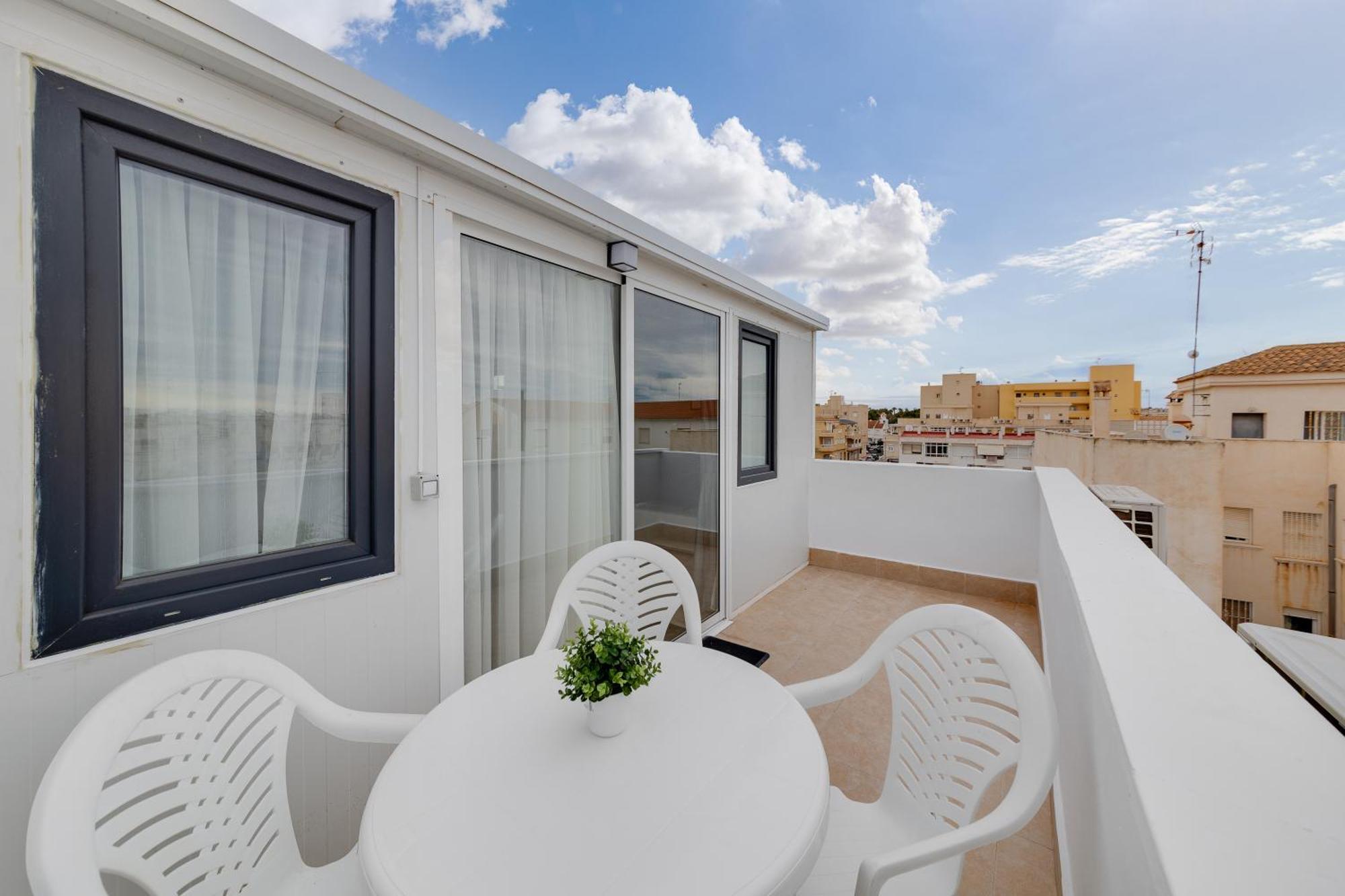 Cosy Apartment Near The Sea Torrevieja Exterior foto
